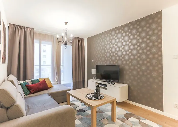 Apartmate Spacious With Balcony Oldtown For 6 People