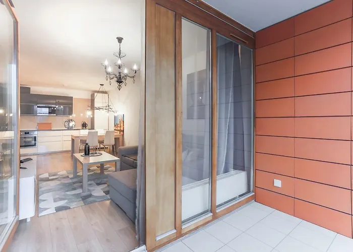 Apartmate Spacious With Balcony Oldtown For 6 People *